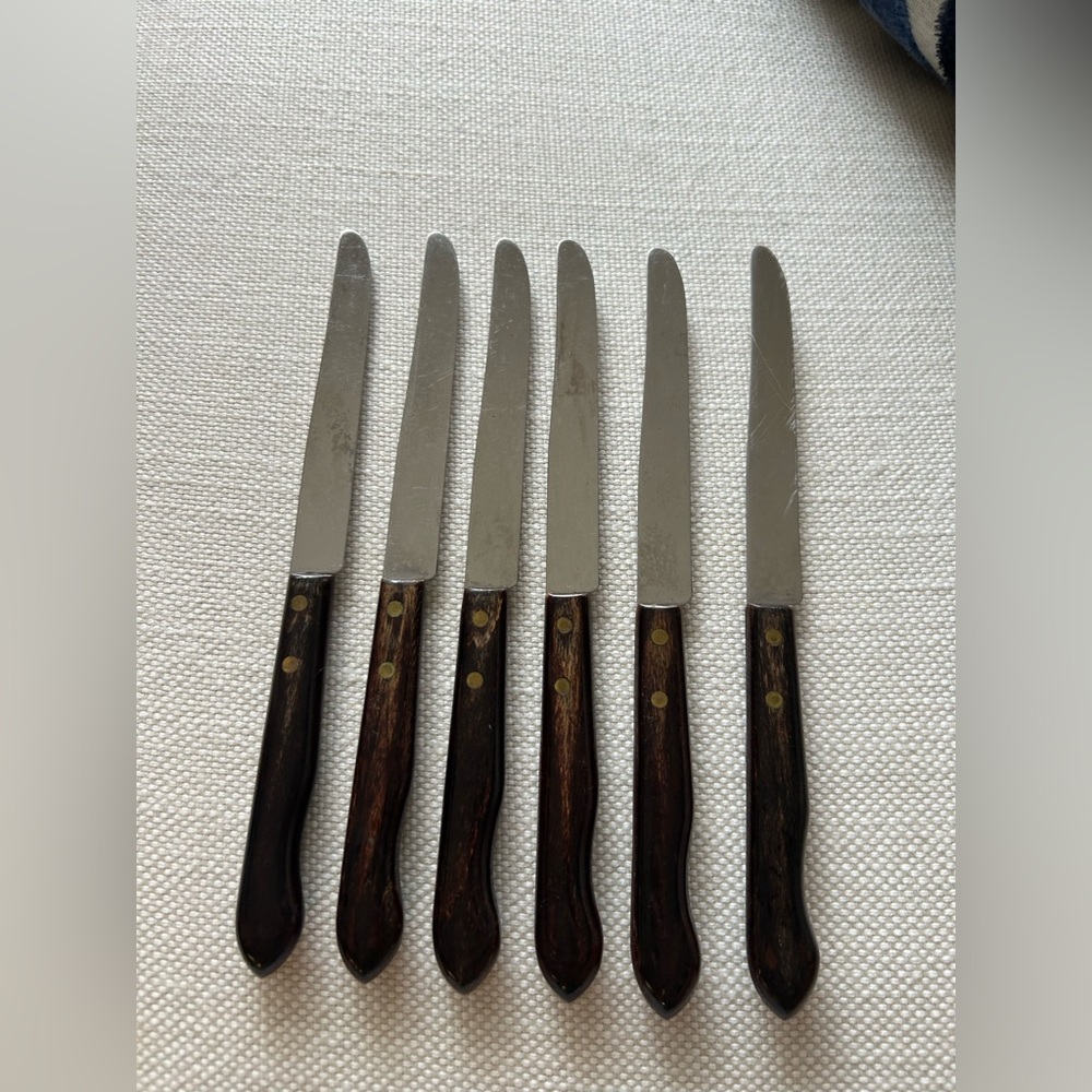 HAMMER BRAND Vintage wood-Handled Set of 6 Bull Nose Steak Knives